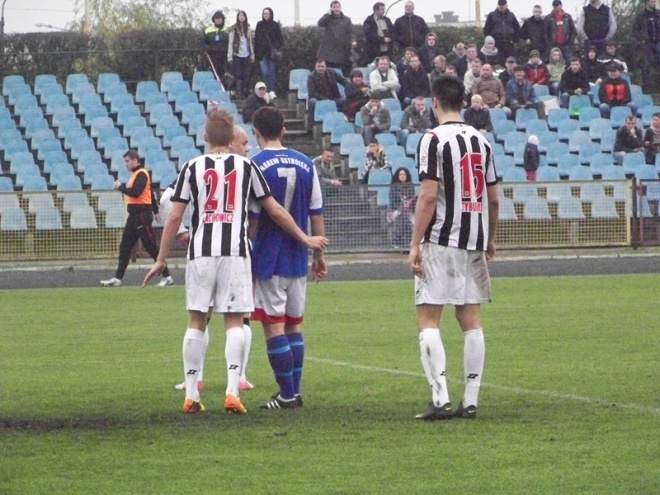 IV liga: Polonia Warszawa po raz drugi lepsza w Ostrołęce [VIDEO, ZDJĘCIA]