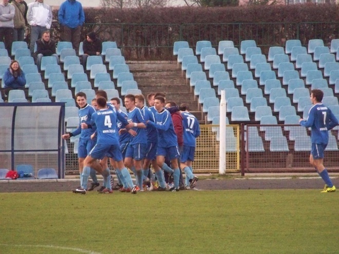 IV liga: Trwa niemoc ostrołęckiej Narwi, trzy punkty dla KS Łomianki [ZDJĘCIA]