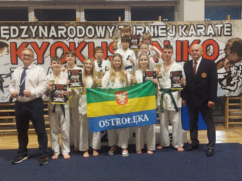 Medalowy październik OKKK. Karatecy z Ostrołęki nie zatrzymują się