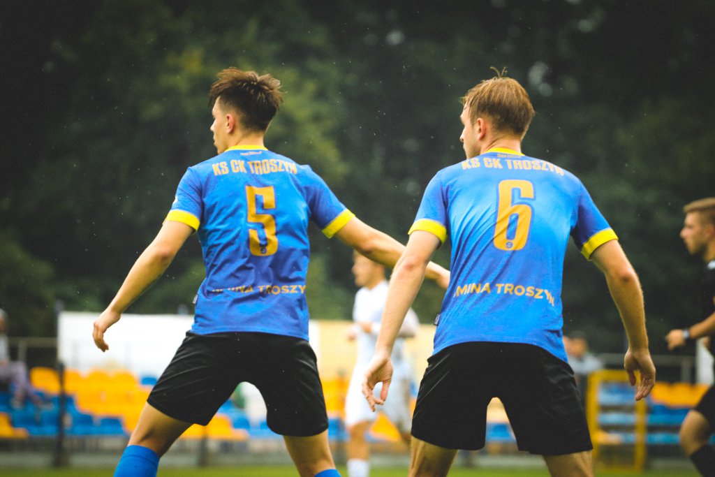 Wraca IV liga! Na początek hitowe starcie KS CK Troszyn