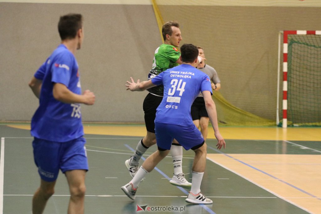 Handballowe emocje! W grze piłkarze ręczni Diamentu i Tr&oacute;jki [HARMONOGRAM]