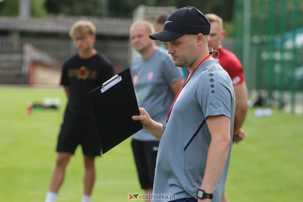"Nie jesteśmy gotowi na IV ligę". Zmiana trenera w Narwi Ostrołęka