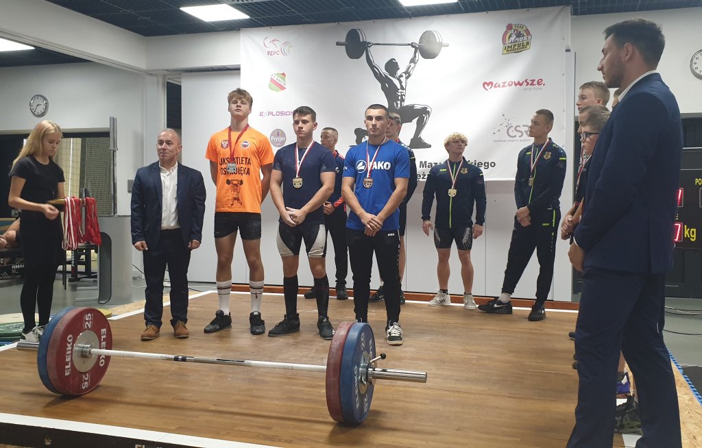 Podnoszenie ciężar&oacute;w. Medalowe zdobycze Atlety na Mistrzostwach Mazowsza U17 [ZDJĘCIA]
