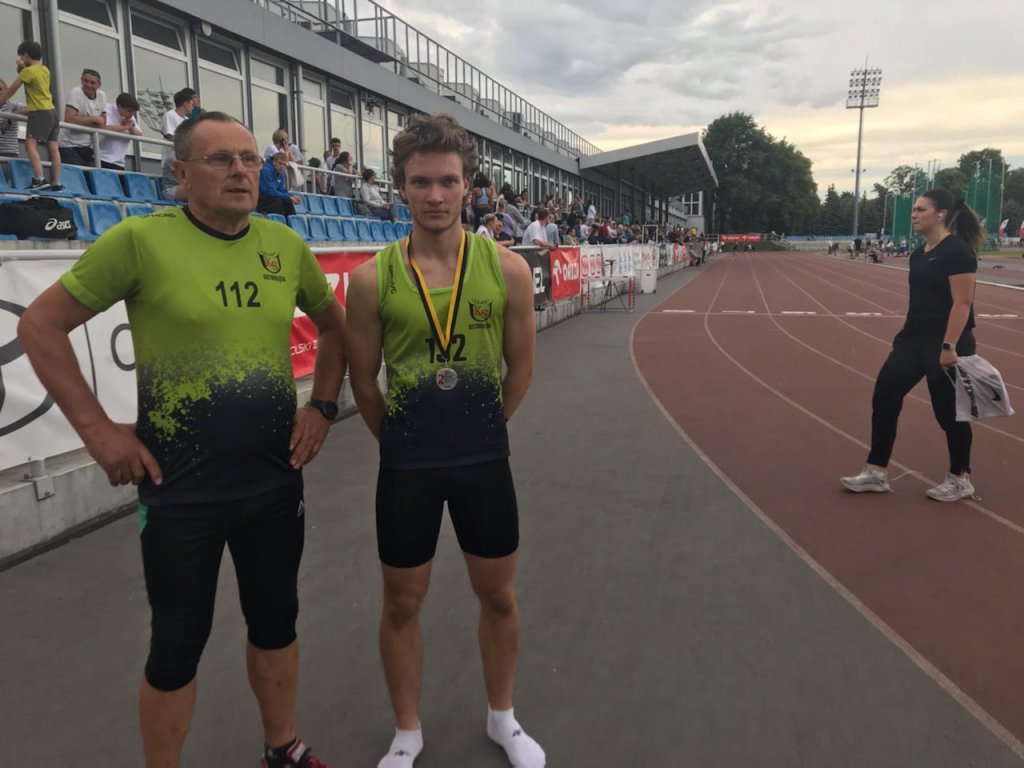 UKS Clan Ostrołęka. Podium w biegu i... nordic walking [ZDJĘCIA]