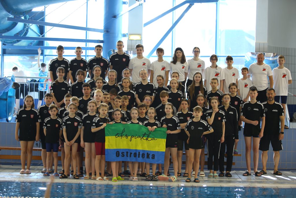 Mityng Pływacki. UKS Piątka Ostrołęka triumfuje z 28 medalami