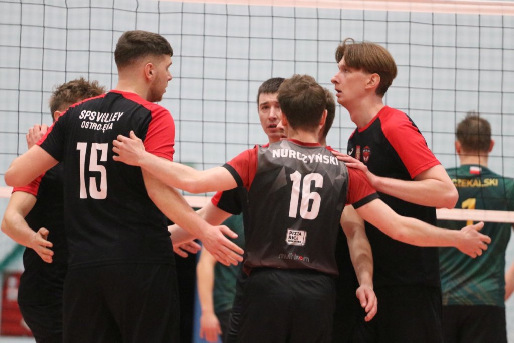 Zimna krew Iskry. Goście z Warszawy pokonali ostrołęcki Volley [ZDJĘCIA]