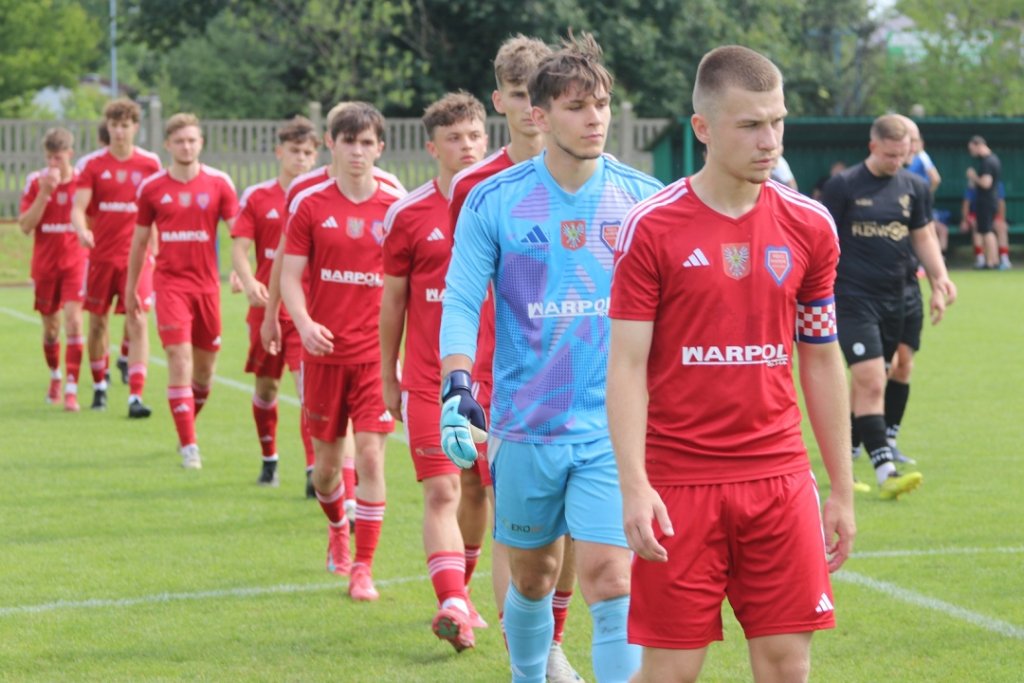 Liga okręgowa. Gacioch z pierwszym golem w Narwi II. Ale punkty zostały w Mławie