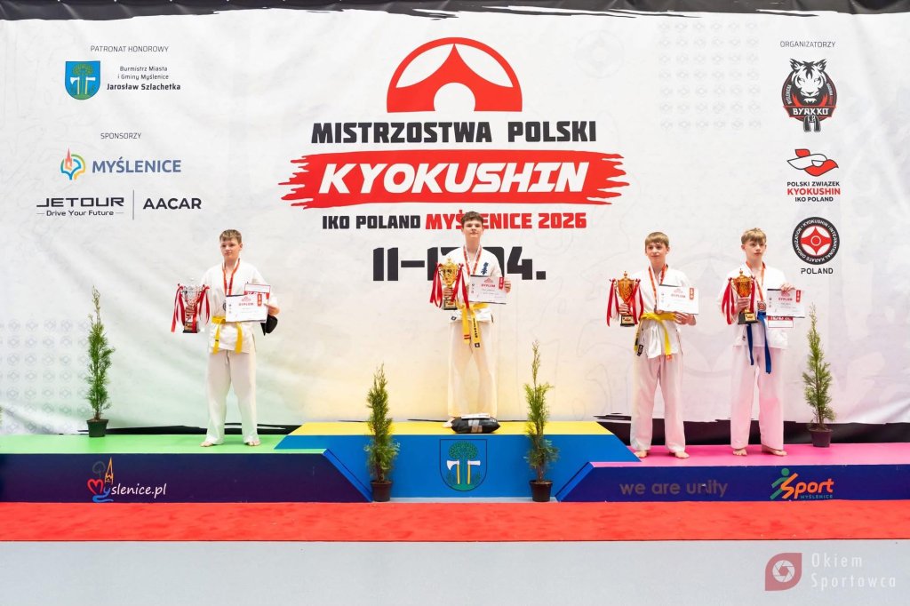 Ochenkowski ze złotem! Medalowe żniwa OKKK na Mistrzostwach Polski Karate [ZDJĘCIA]