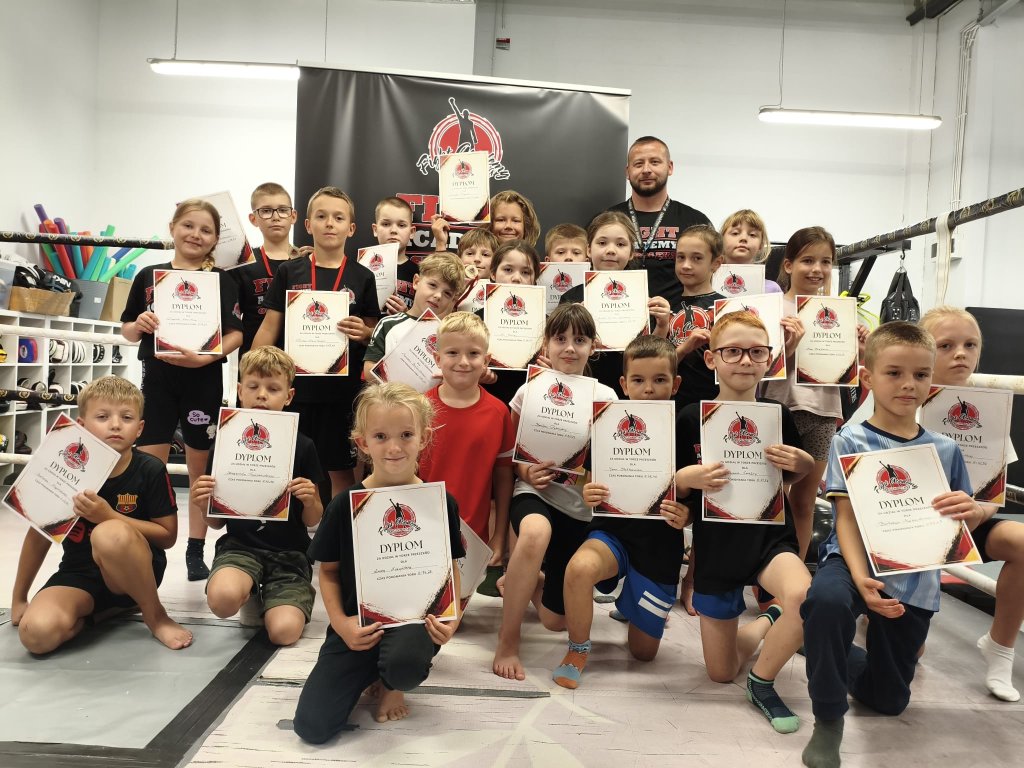 Tor przeszk&oacute;d pełen emocji z Fight Academy Ostrołęka! Jaromir, Piotr i Mikołaj byli najlepsi!