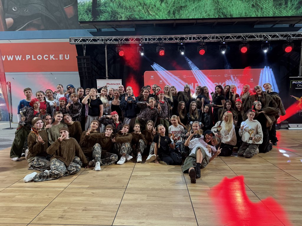 Grad medali dla Bez Wahania Dance Center. Ostrołęccy tancerze podbili Orlen Arenę w Płocku! [ZDJĘCIA]