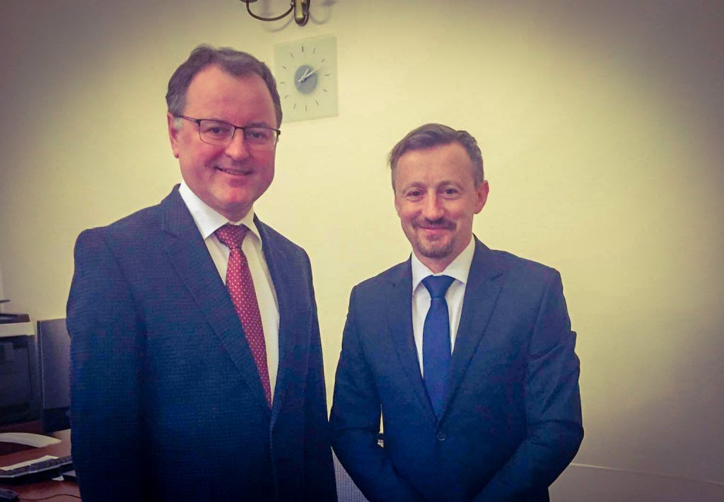 Wiceminister z Ostrołęki spotkał się... z Adamem Małyszem