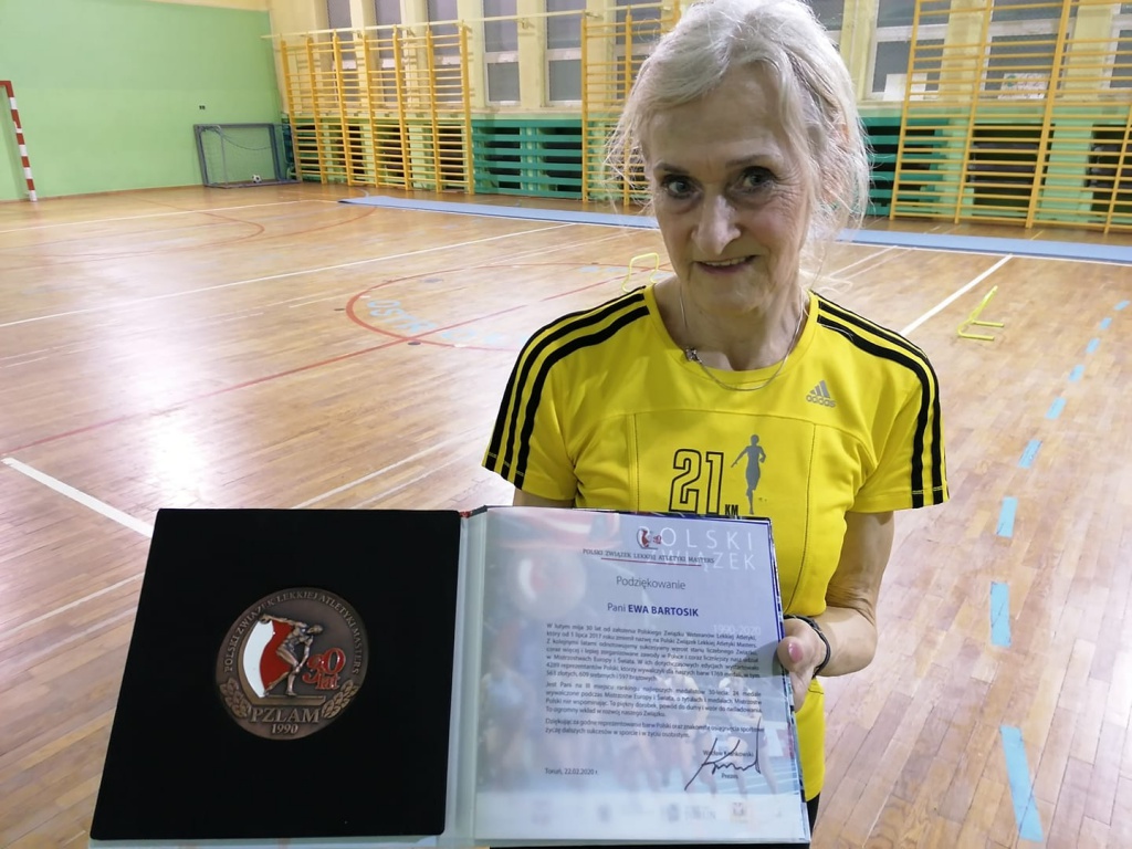 Ewa Bartosik z nagrodą od PZLAM. Jest na podium rankingu medalistów!