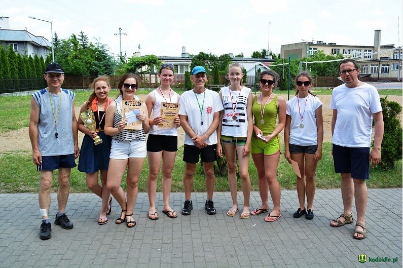 Znamy mistrz&oacute;w gminy Kadzidło w siatk&oacute;wce plażowej [ZDJĘCIA]