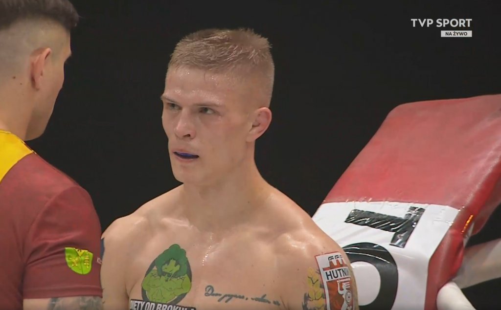 HFO 10: Chorążewicz zostawił serce w ringu. Rywal był lepszy na punkty
