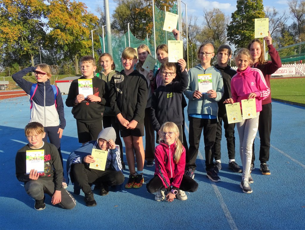 Ostatnie takie zawody w tym roku. Medalowy start UKS Siódemka