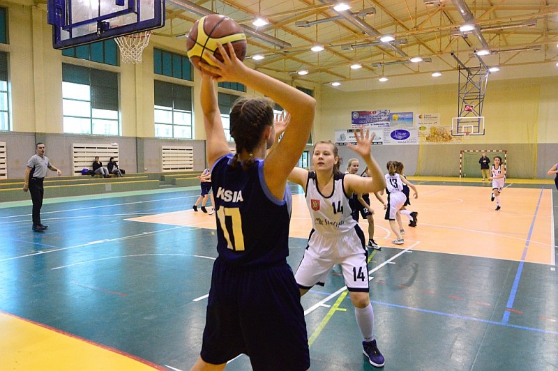 Unia Basket nie dała szans warszawiankom [ZDJĘCIA]