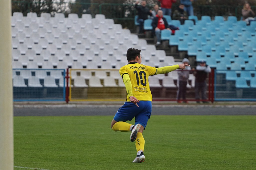 IV liga: Trzy punkty dla Korony Ostrołęka! Ząbkovia pokonana (zdjęcia)