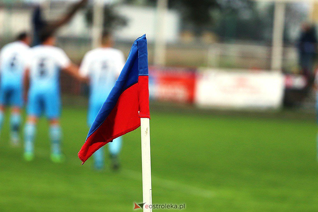 IV liga: Piłkarskie święto w Ostrołęce. Narew kontra Hutnik