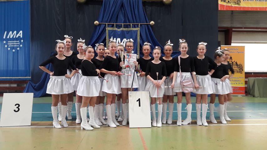 Mażoretki z Pasją! I z miejscami na podium. Kolejne sukcesy