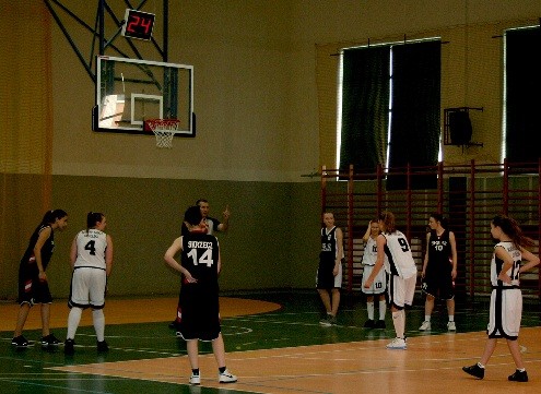 Walczyły do końca. Druga przegrana Unii Basket w MP kobiet U18